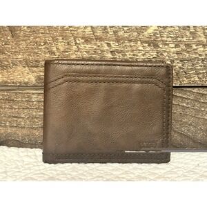 Levi's Men's Wallet Brown Leather Bifold